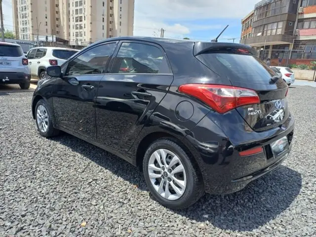 Carro Hyundai HB20 2017 1.6 Comfort Plus (Aut) (Flex)