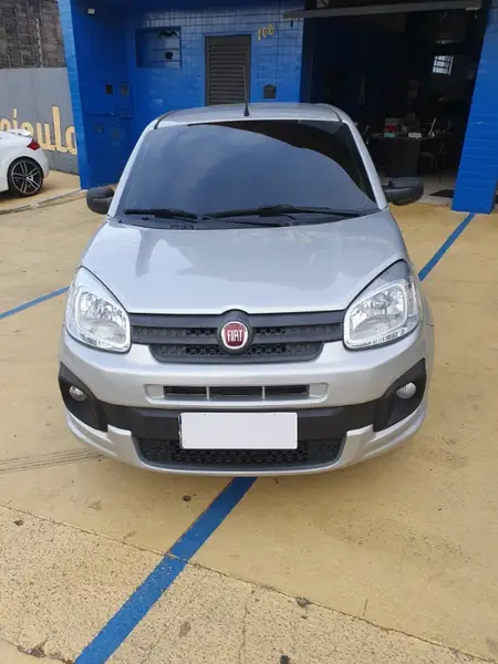 Carro Fiat Uno 2017 Attractive 1.0 (Flex) 4p