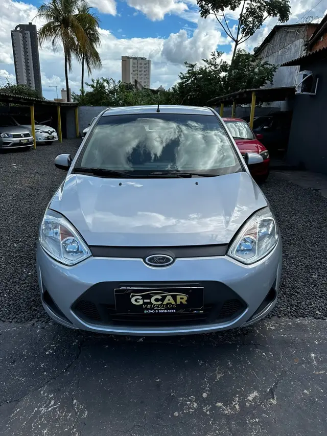 Carro Ford Fiesta Sedan 2013 SE 1.6 Rocam (Flex)