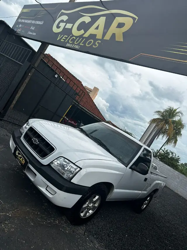 Carro Chevrolet Blazer 2001 STD 4x2 2.4 MPFi