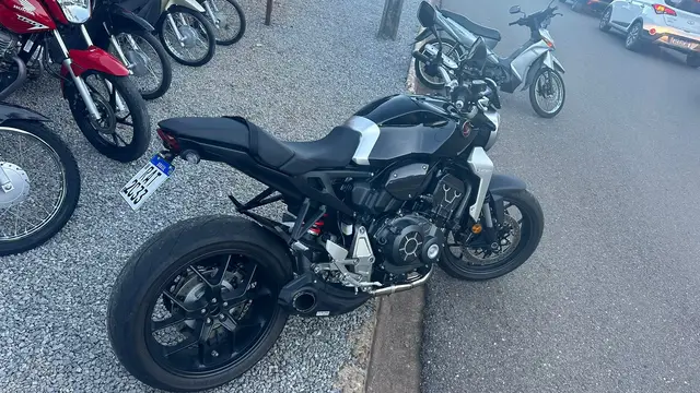Carro Honda CB 1000R 2021 (ABS)
