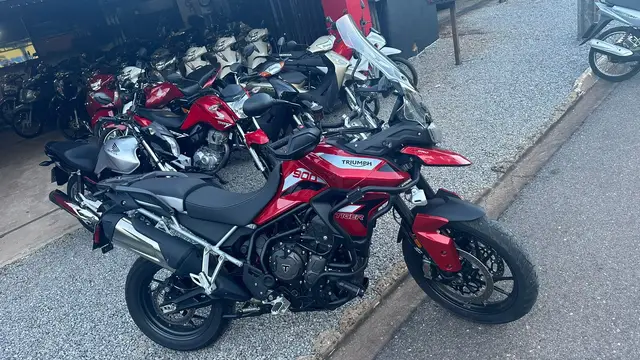Carro Triumph Tiger 900 2022 900 GT Pro