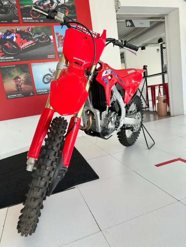Carro Honda CRF 250 2024 R