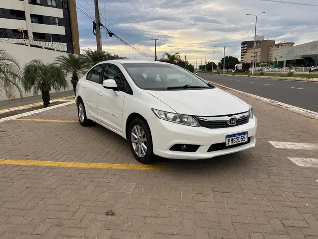 Carro Honda Civic 2016 LXS 1.8 i-VTEC (Aut) (Flex)