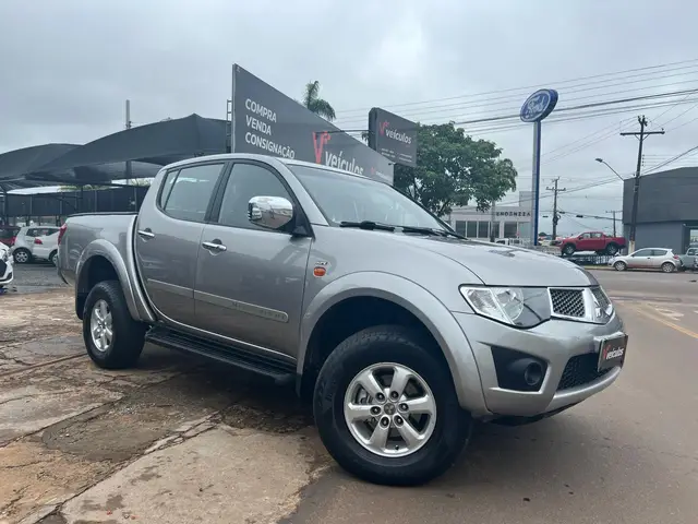 Carro Mitsubishi L200 Triton Sport 2012 3.2 DI-D 4x4 (Aut)