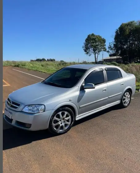 Carro Chevrolet Astra Sedan 2010 Advantage 2.0 (Flex)