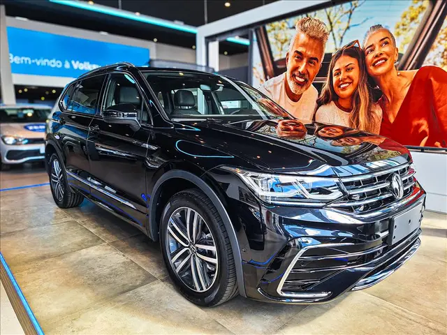 Carro Volkswagen Tiguan 2024 Allspace R-Line 2.0 TSi