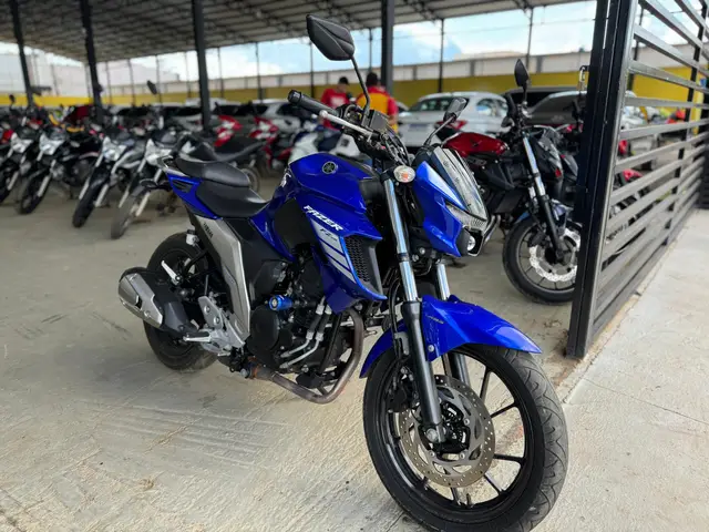 Moto Yamaha YS 250 Fazer 2022 ABS