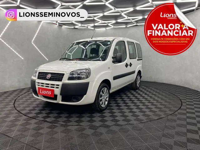 Carro Fiat Doblò 2020 Essence 1.8 16V (Flex)