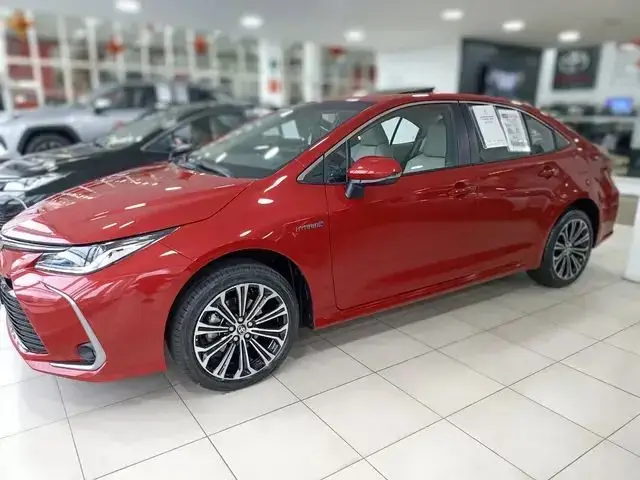 Carro Toyota Corolla 2024 Altis Hybrid 1.8 Flex