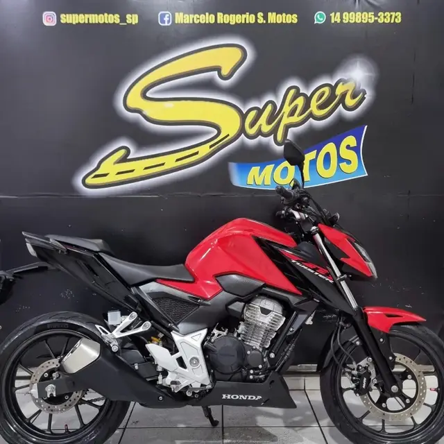 Moto Honda CB 300F Twister 2023 Standard