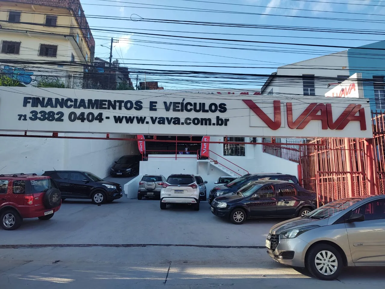 Fachada da loja Veículos à venda em Vavá Financiamentos - Salvador - BA | Mobiauto