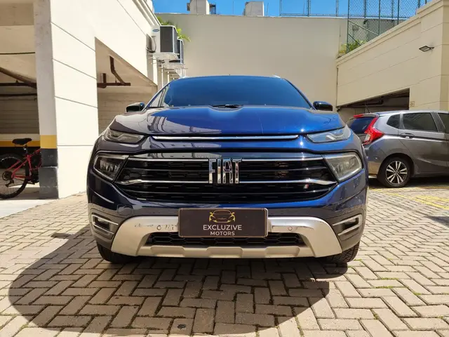 Carro Fiat Toro 2023 Volcano 2.0 TDI 4x4 (Aut)