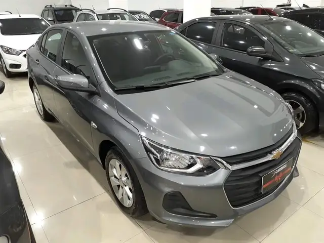 Carro Chevrolet Onix Plus 2023 LT 1.0 Turbo