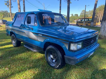 D20 Pick Up Custom Luxe 4.0 (Cab Simples)