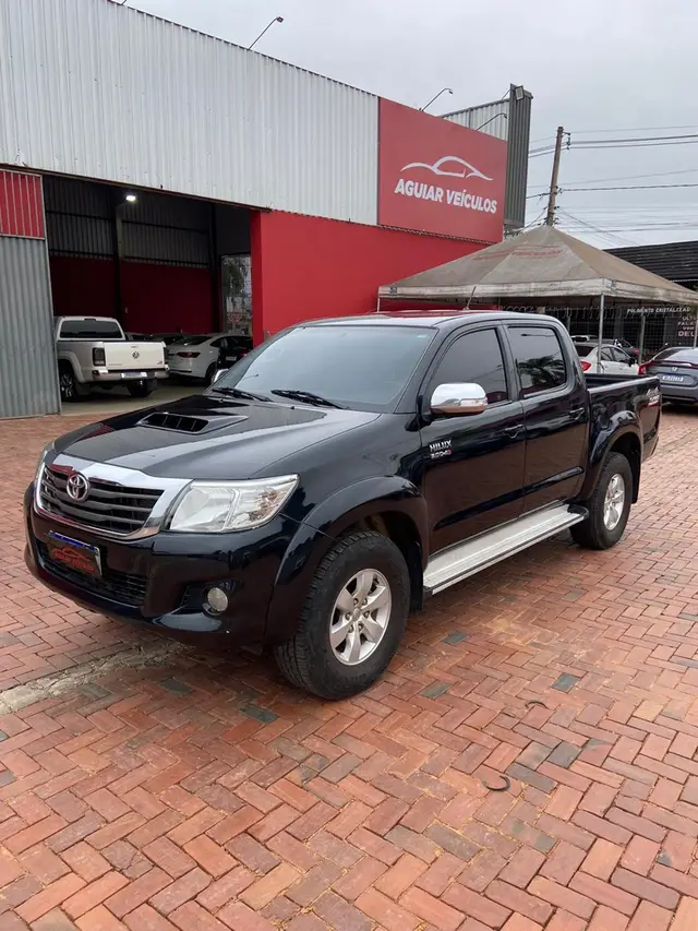 Carro Toyota Hilux Cabine Dupla 2013 Hilux 3.0 TDI 4x4 CD SRV (Aut)