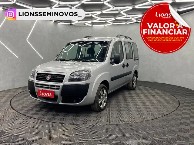 Carro Fiat Doblò 2020 Essence 1.8 16V (Flex)