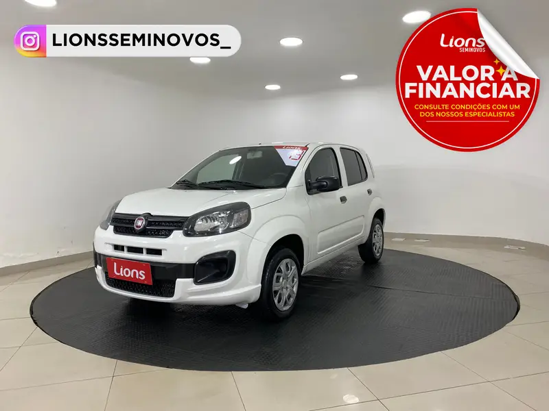 Fiat Uno Attractive 1.0 8V (Flex) 4p