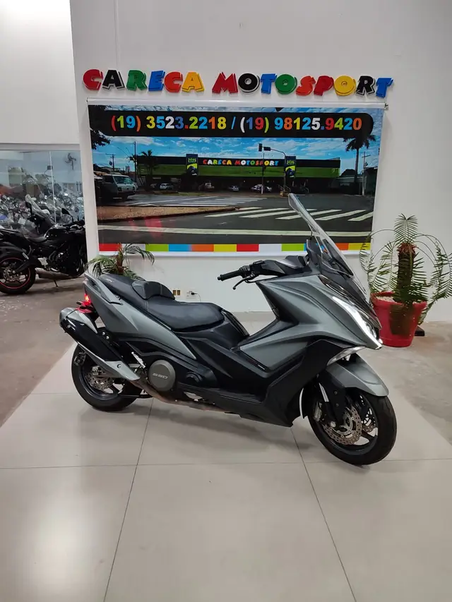 Carro Kymco Kymco 2021 AK 550i ABS
