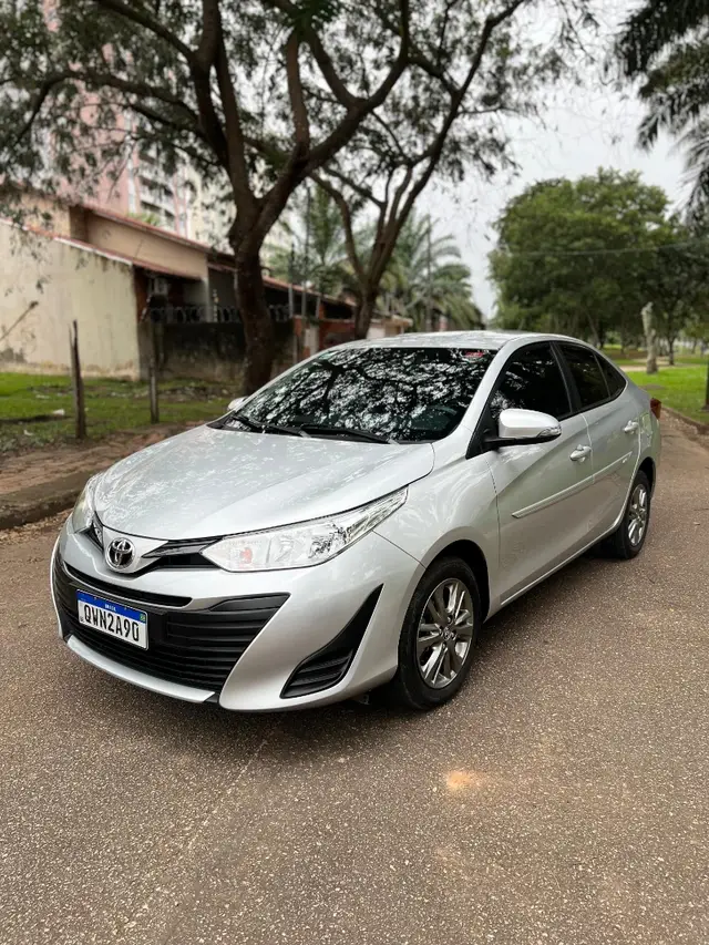 Carro Toyota Yaris Sedan 2021 1.5 XL Plus Connect CVT (Flex)