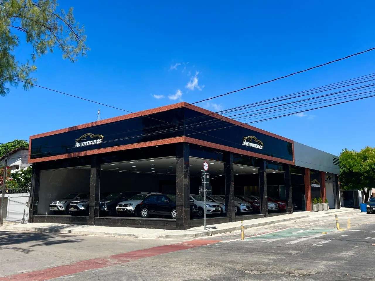 Fachada da loja Veículos à venda em AUTO VEICULOS - Fortaleza - CE | Mobiauto