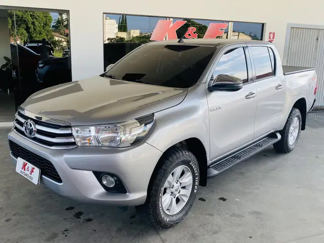 Carro Toyota Hilux Cabine Dupla 2018 Hilux 2.8 TDI SRV CD 4x4 (Aut)