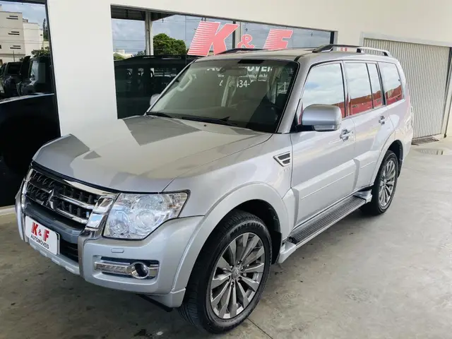 Carro Mitsubishi Pajero Full 2016 3.8 V6 5D HPE 4WD