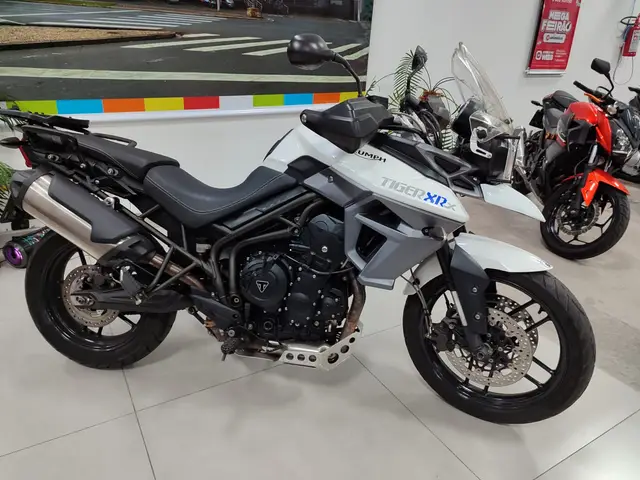Carro Triumph Tiger 800 2016 800 XRx