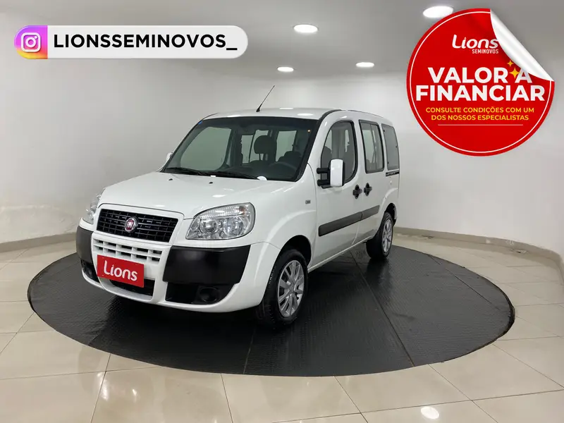 Fiat Doblò Essence 1.8 5L (Flex)