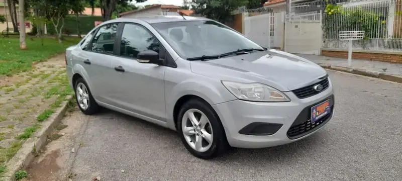 Ford Focus Sedan GLX 1.6 16V (Flex)