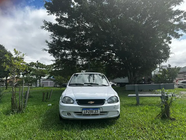 Carro Chevrolet Classic 2010 Life 1.0 VHCE (Flex)