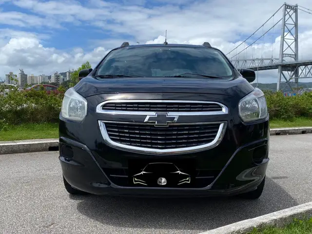 Carro Chevrolet Spin 2014 LT 5S 1.8 (Aut) (Flex)