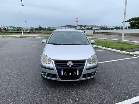 Polo Sedan 1.6 8V (Flex)