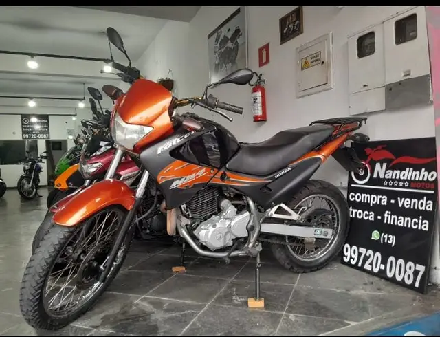 Carro Honda NX 4 Falcon 2006 400