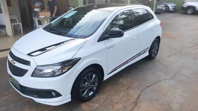Carro Chevrolet Onix 2015 1.4 Effect SPE/4