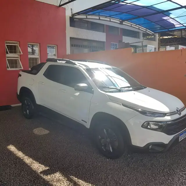 Carro Fiat Toro 2020 Freedom 1.8 AT6 4x2 (Flex)