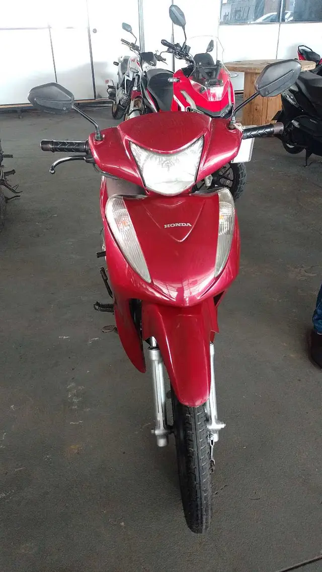 Moto Honda Biz 125i 2012 ES