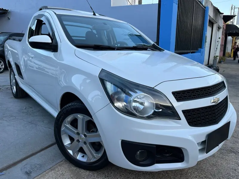 Chevrolet Montana Sport 1.4 (Flex)