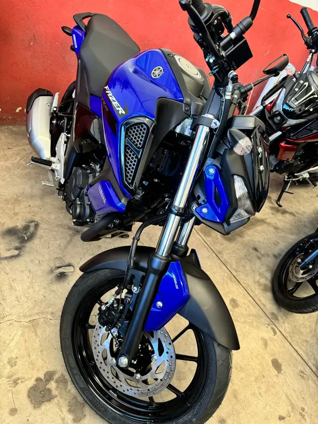 Moto Yamaha Fazer FZ15 2024 ABS