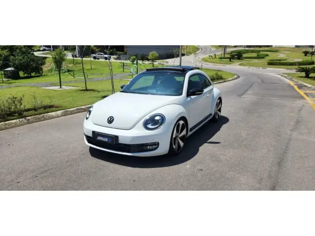 Carro Volkswagen Fusca 2013 2.0 TSi Sport DSG