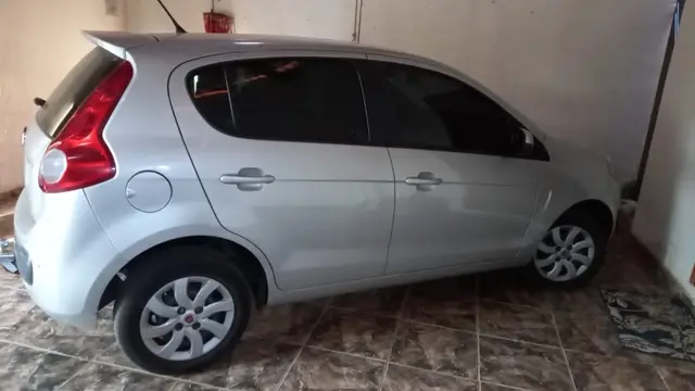 Carro Fiat Palio 2016 Attractive 1.4 Evo (Flex)