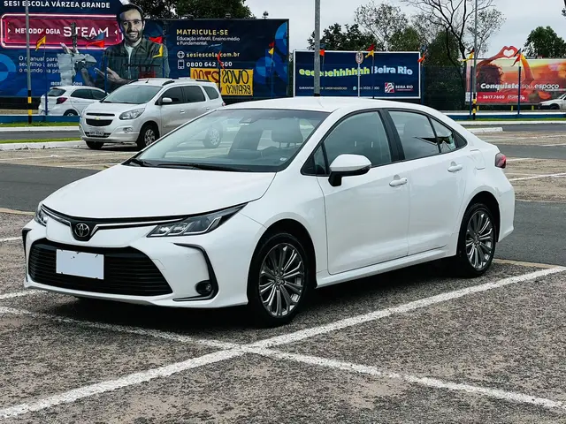 Carro Toyota Corolla 2023 XEi 2.0 Flex