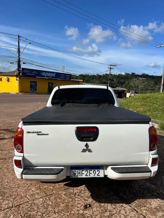 Carro Mitsubishi L200 Triton Sport 2015 2.4 HLS (Flex)