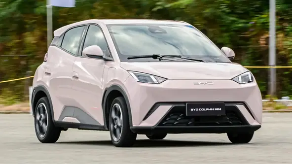 Elétrico mais vendido do Brasil, BYD Dolphin Mini atrai pelo preço e tem importantes correções a serem feitas 