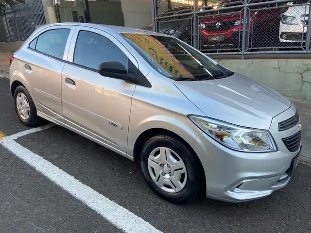 Carro Chevrolet Onix 2018 1.0 Joy SPE/4