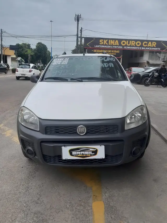 Carro Fiat Strada 2016 Working 1.4 (Flex)