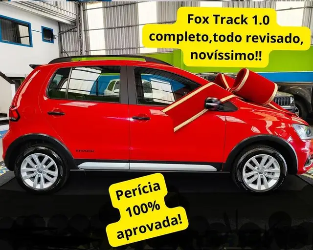 Carro Volkswagen Fox 2017 1.0 MPI Track (Flex)