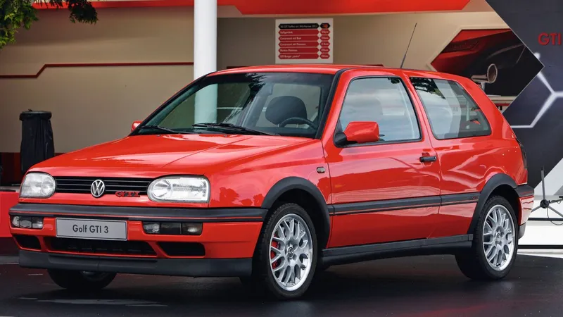 10 carros que prometeram esportividade e ficaram só na promessa