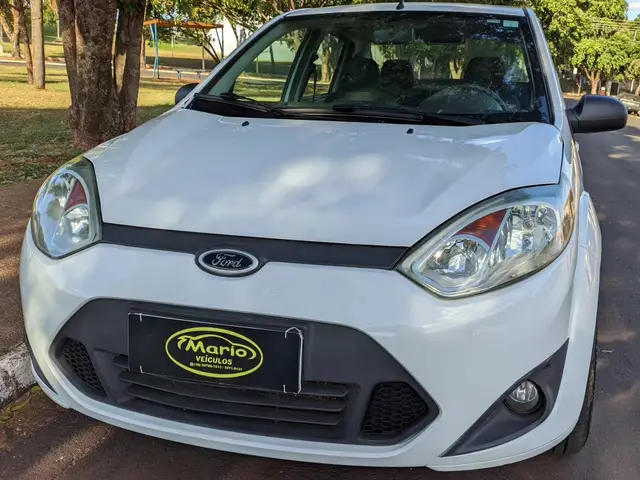 Carro Ford Fiesta Hatch 2014 SE 1.6