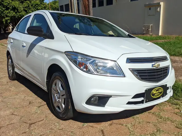 Carro Chevrolet Onix 2015 1.0 LS SPE/4